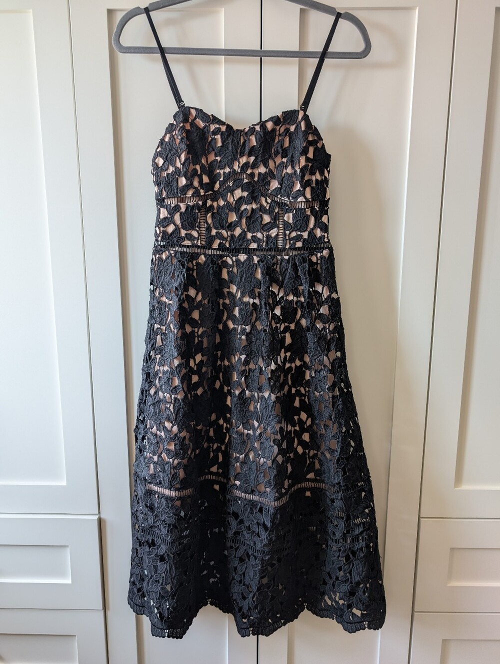 Aritizia Babaton Lace Eyelet Midi Dress - XS